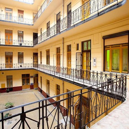 Dolcevita Budapest Extérieur photo